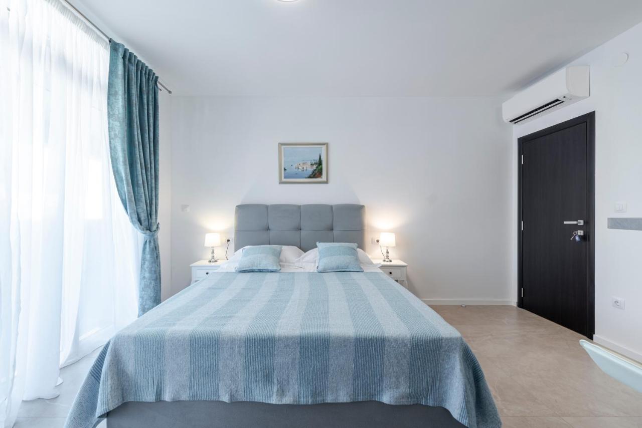 Oyo Deluxe Apartments Dubrovnik Dış mekan fotoğraf