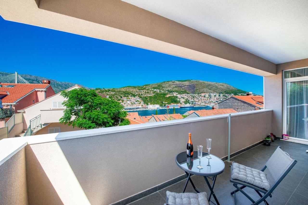 Oyo Deluxe Apartments Dubrovnik Dış mekan fotoğraf