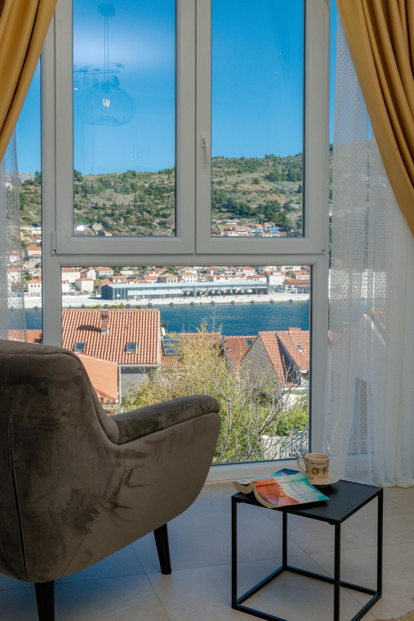 Oyo Deluxe Apartments Dubrovnik Dış mekan fotoğraf
