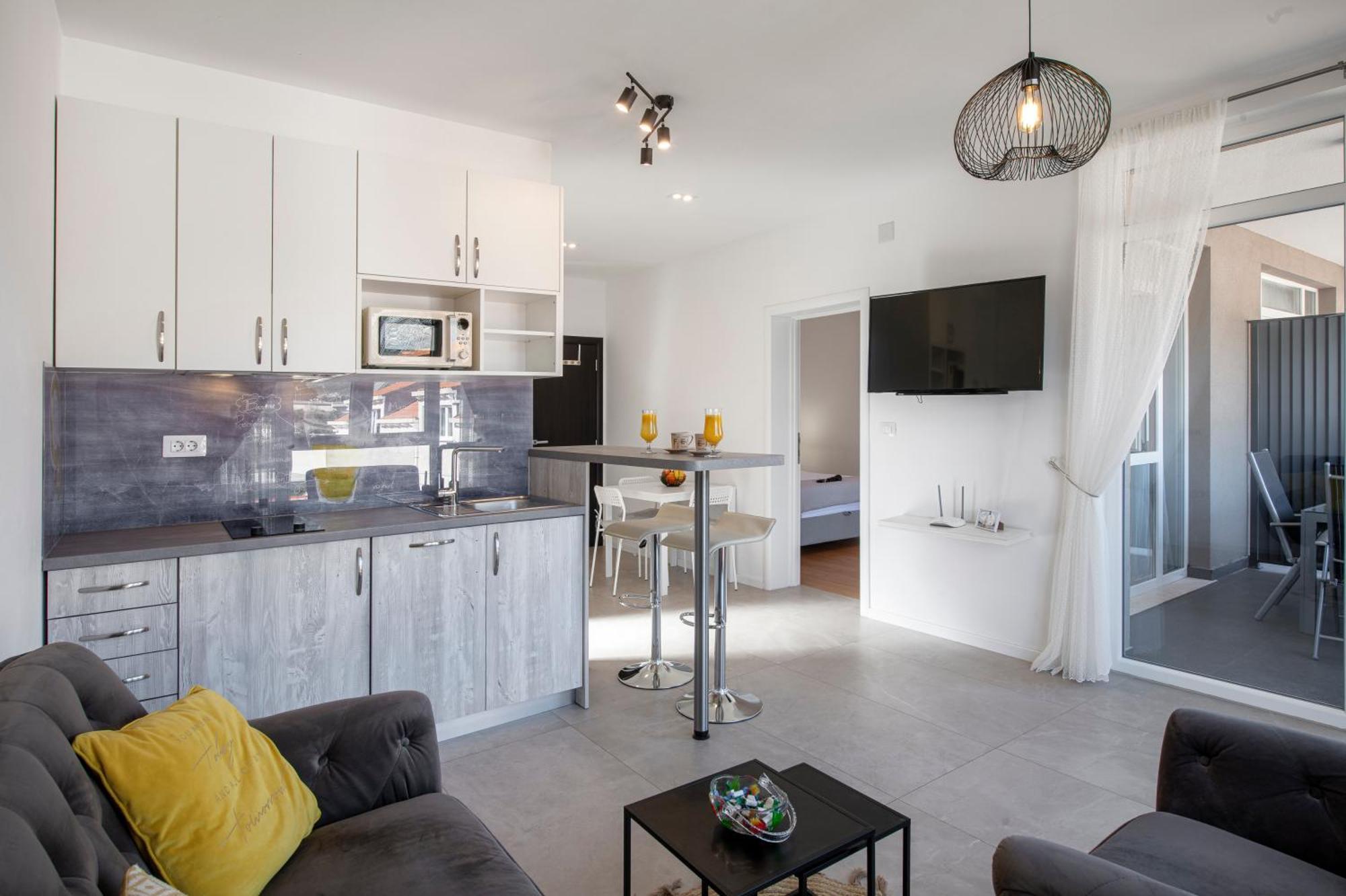 Oyo Deluxe Apartments Dubrovnik Dış mekan fotoğraf