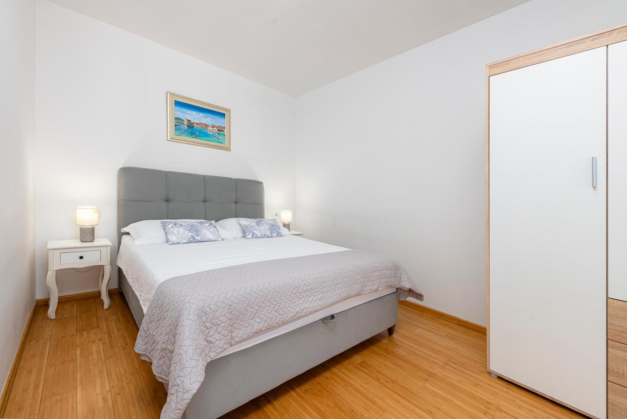 Oyo Deluxe Apartments Dubrovnik Dış mekan fotoğraf